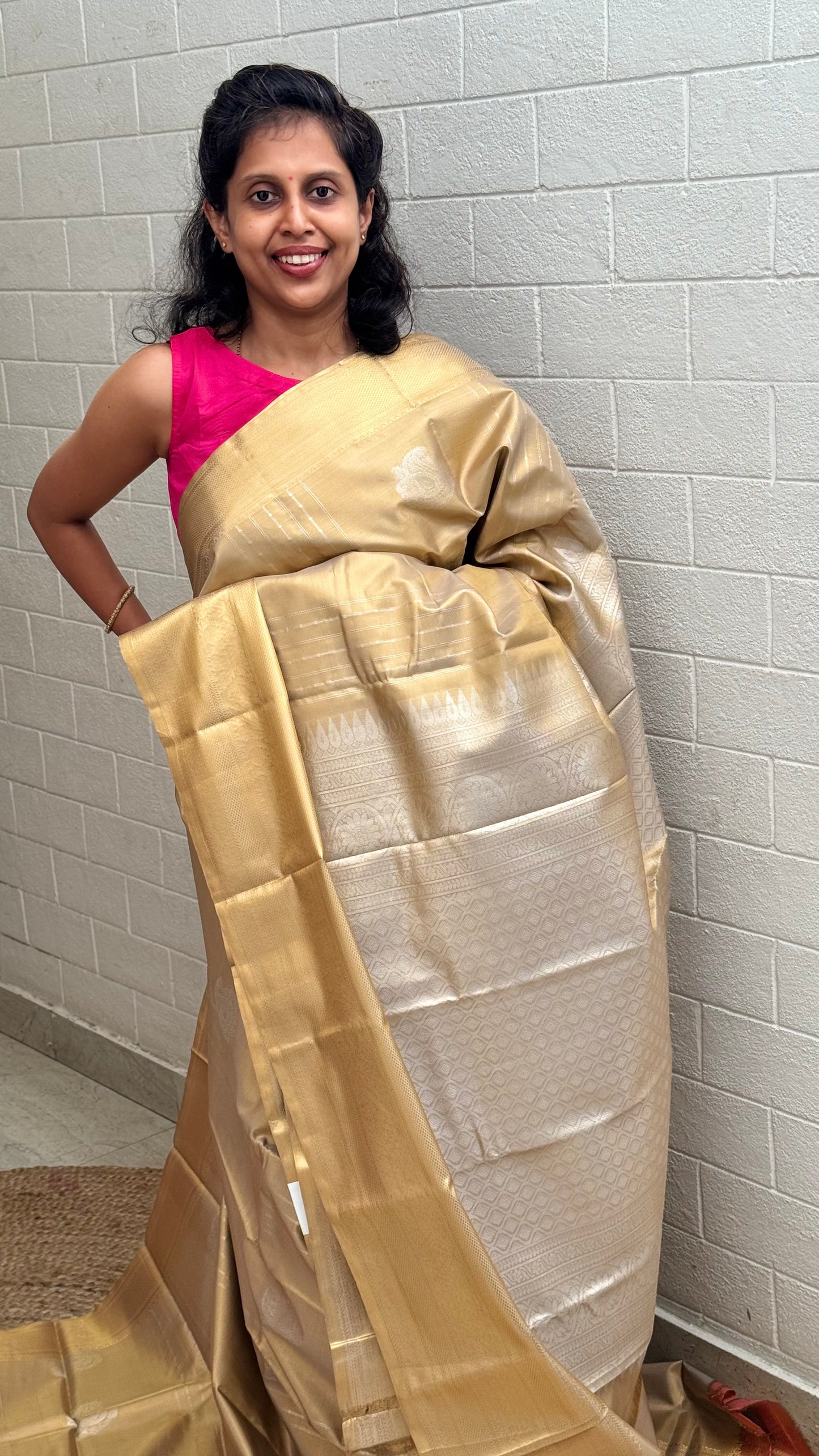 Gold Tissue Kanjivaram