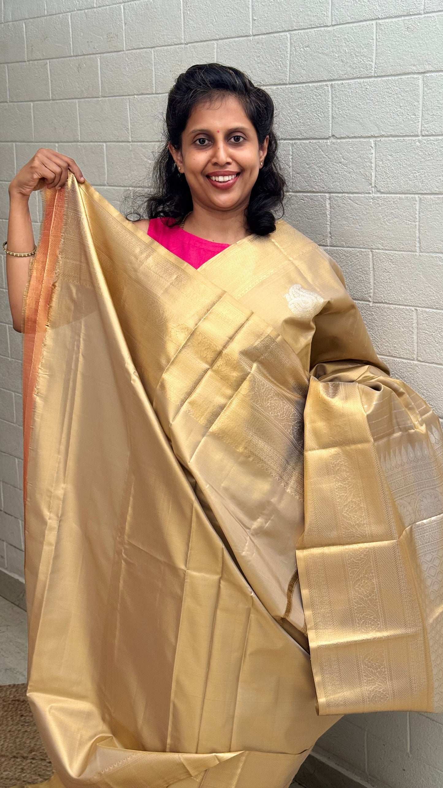 Gold Tissue Kanjivaram