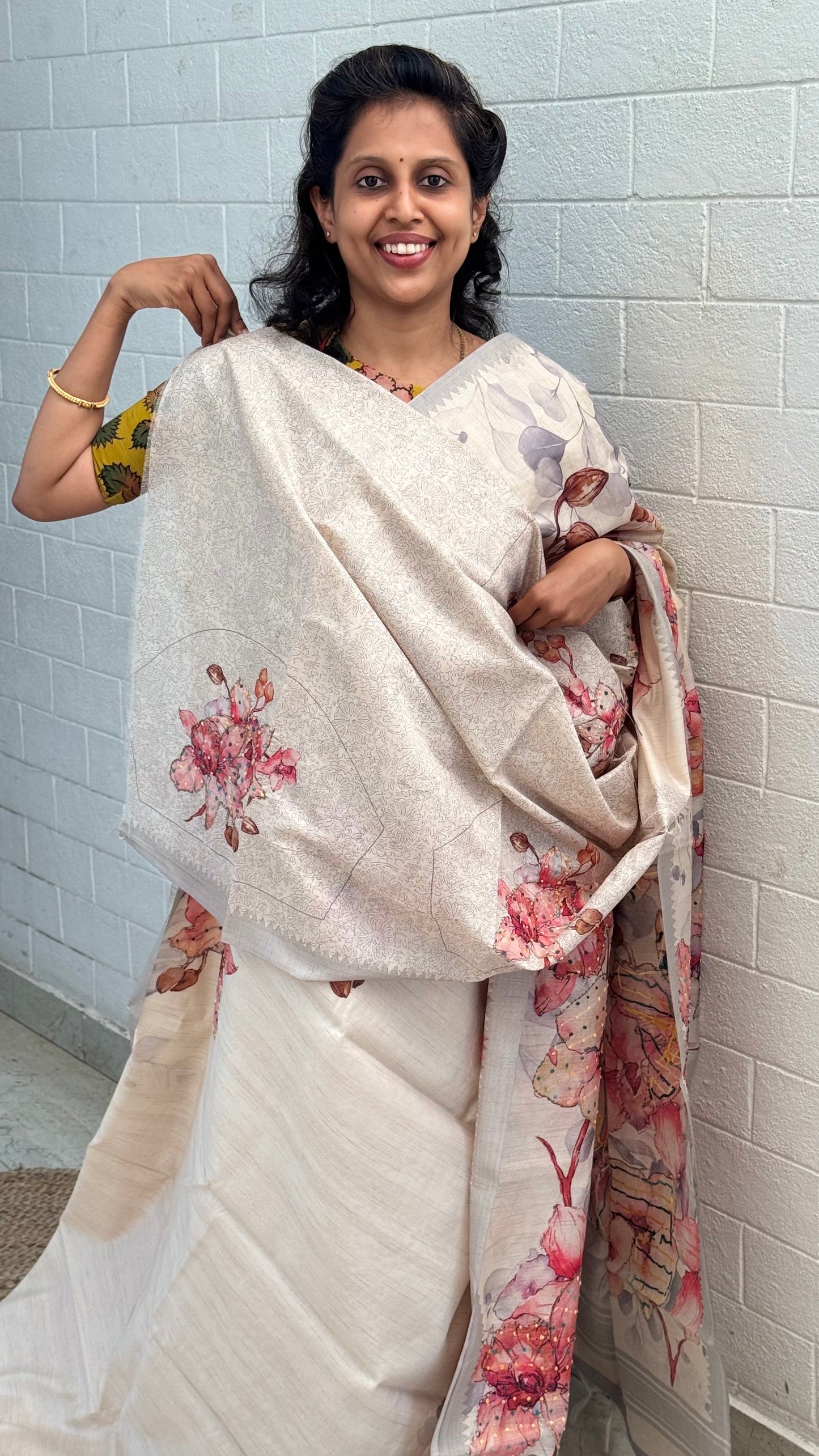 Tussar Floral Knot Work