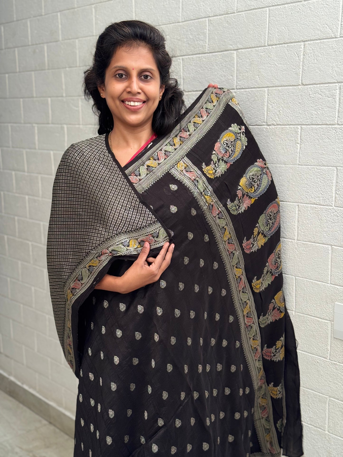 Moonga Tussar Paithani