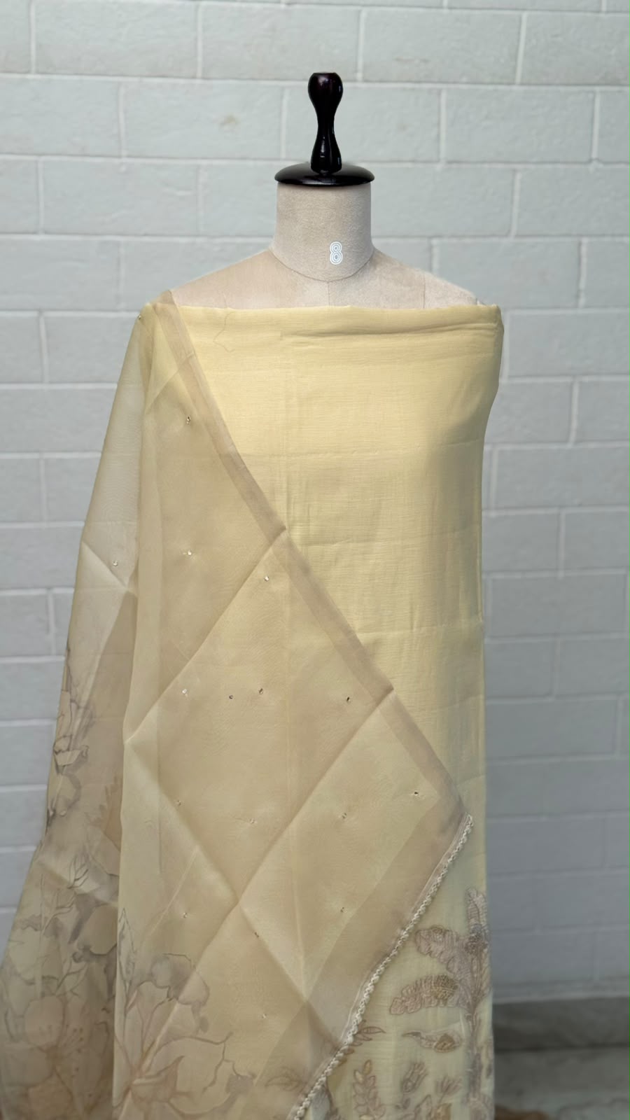 Mul Silk Unstitched Suit