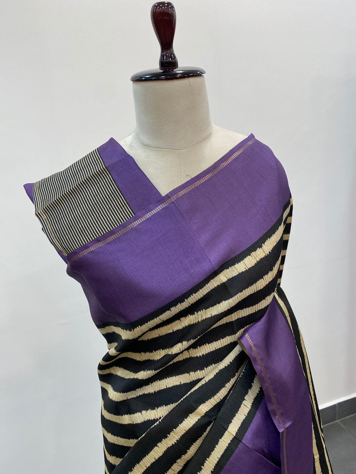 Blended Tussar Horizontal Line Saree