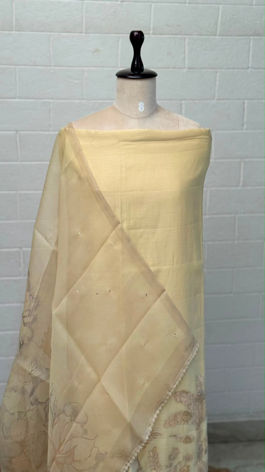 Mul Silk Unstitched Suit