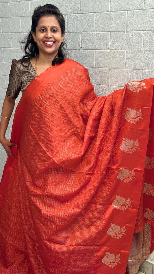 Georgette Checks Crush Saree