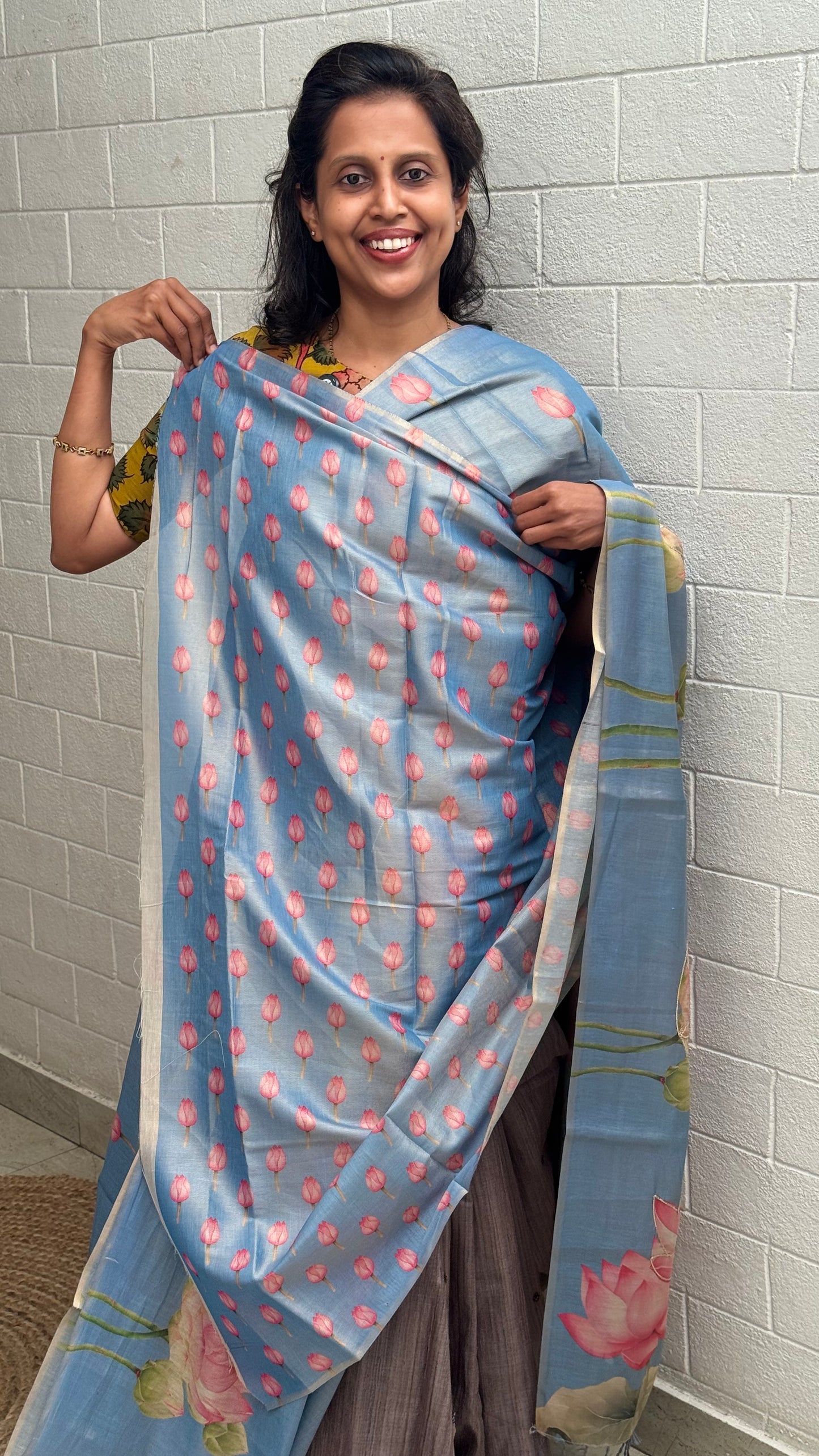 Linen Tissue Saree