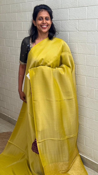 Tissue Geometric Saree