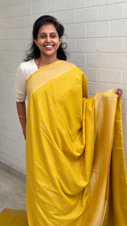 Georgette Banarasi