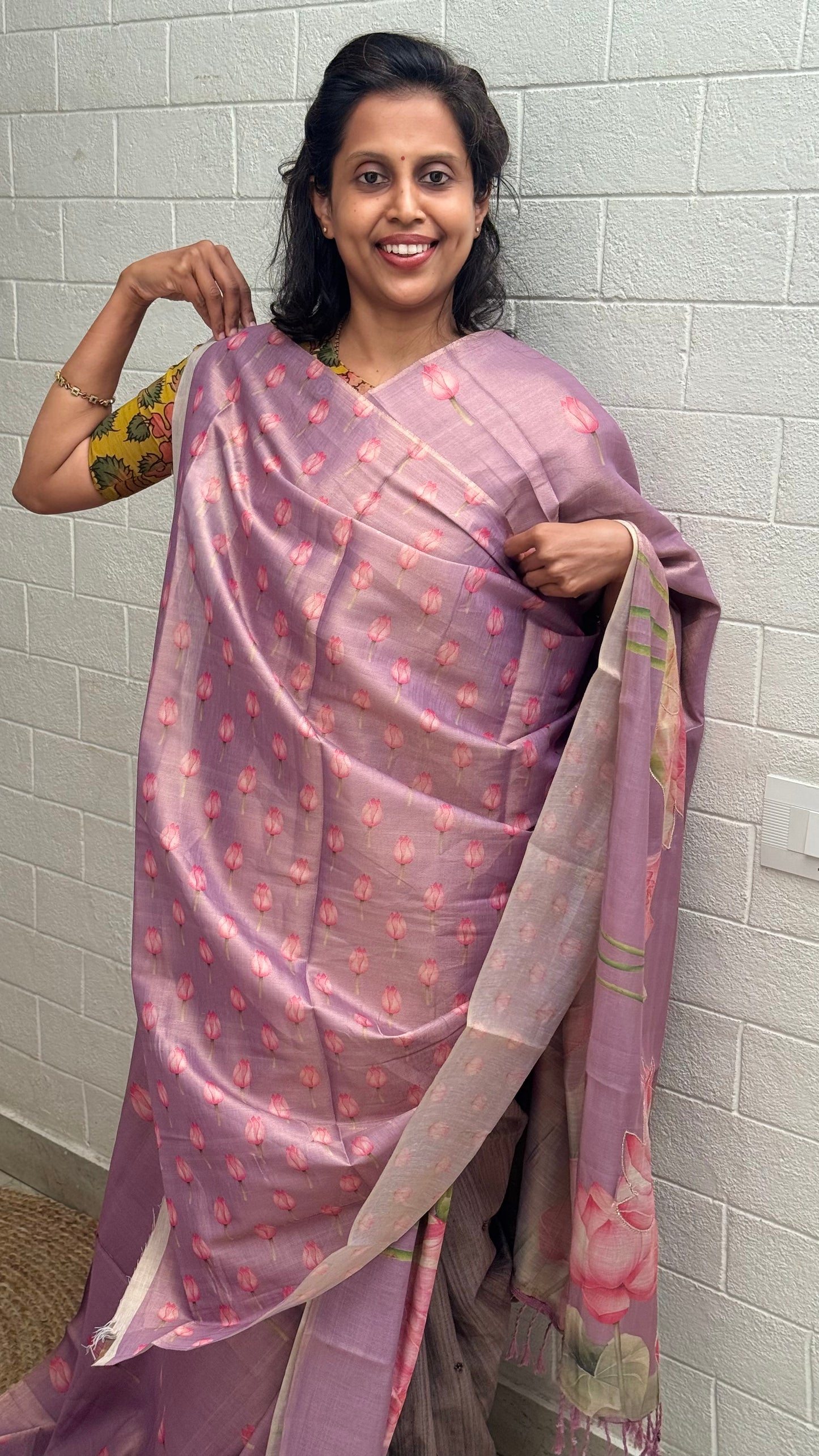Linen Tissue Saree