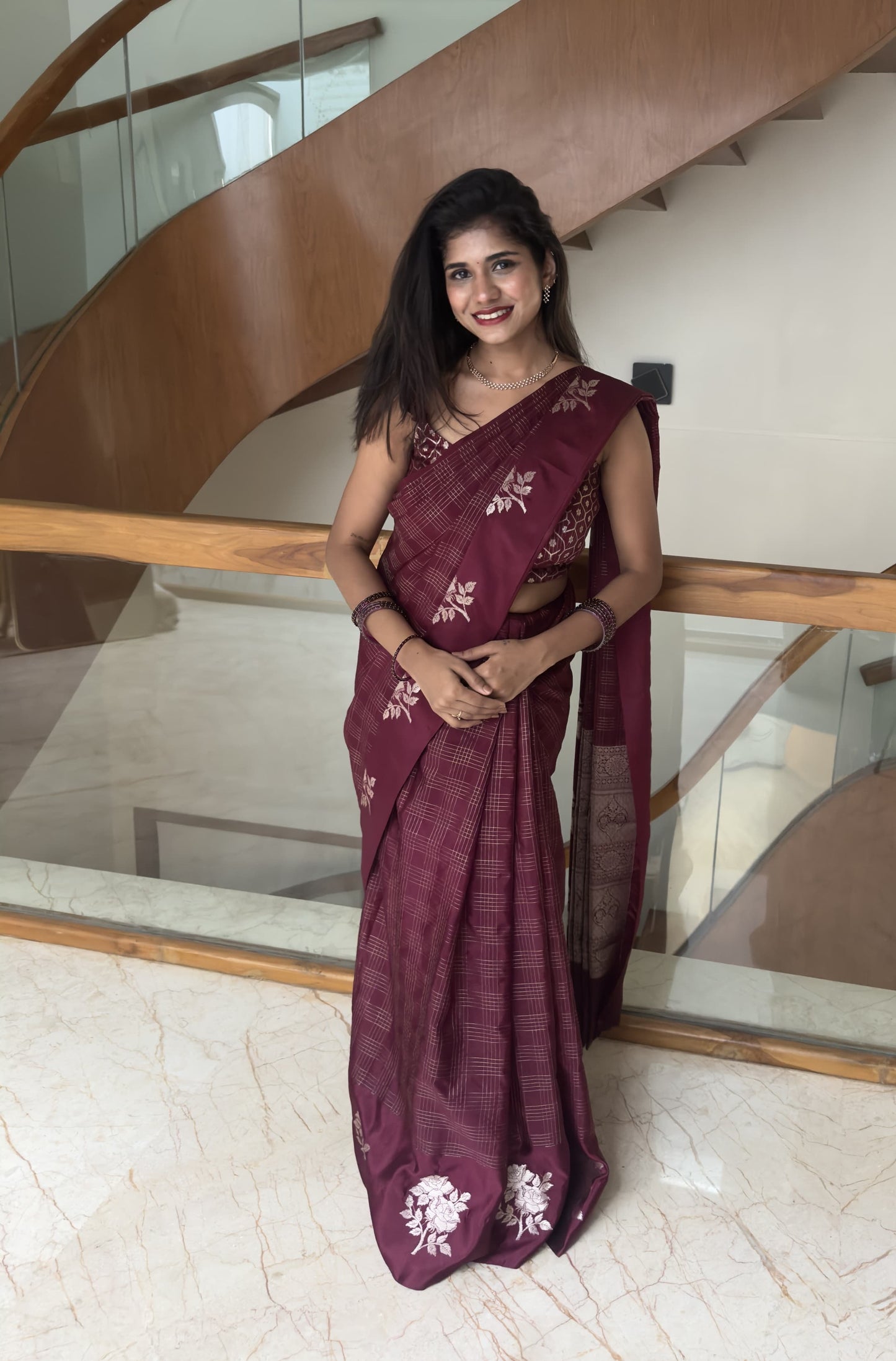 Sounderiya Georgette Crush Checks Saree