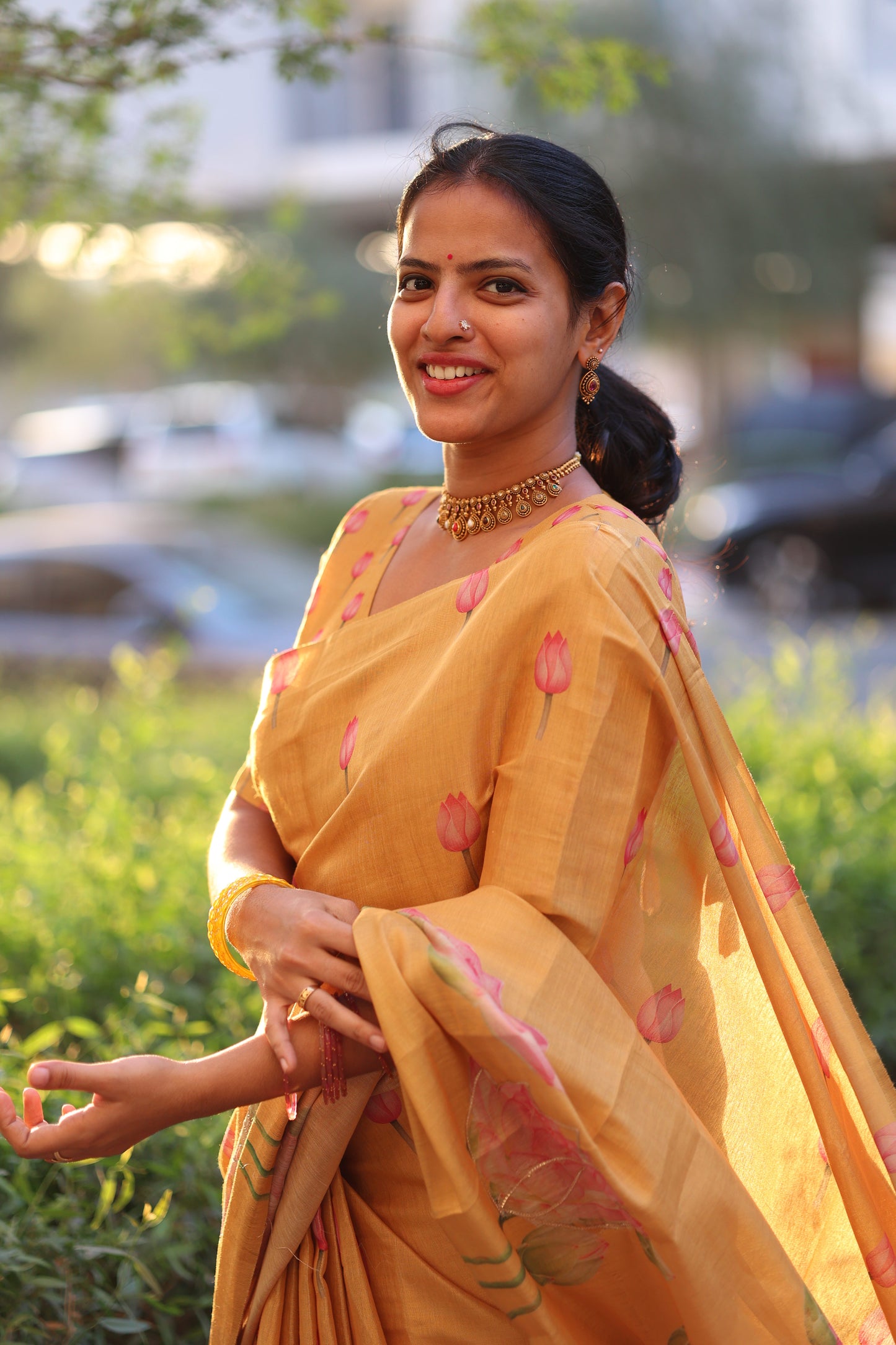 Srinidhi Yellow Linen Tissue Saree