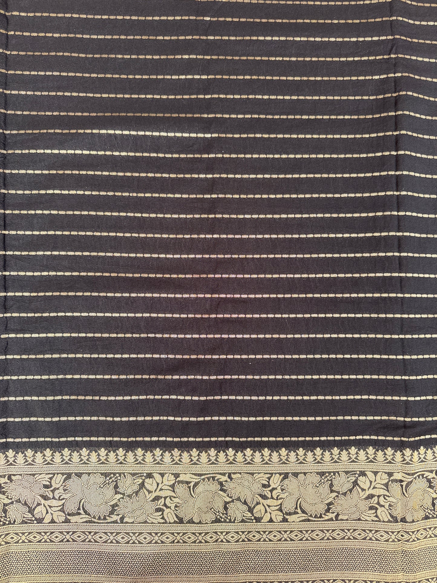 Georgette Horizontal Line