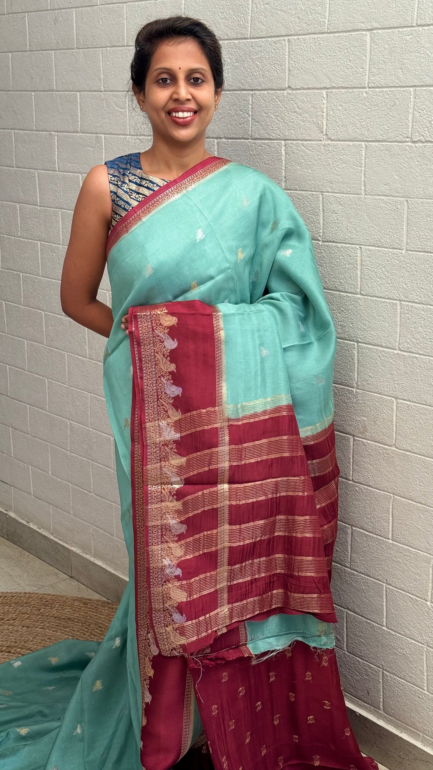 Viscose Bird Border Saree