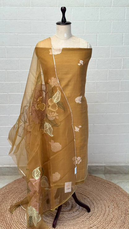 Mul Silk Unstitched Suit