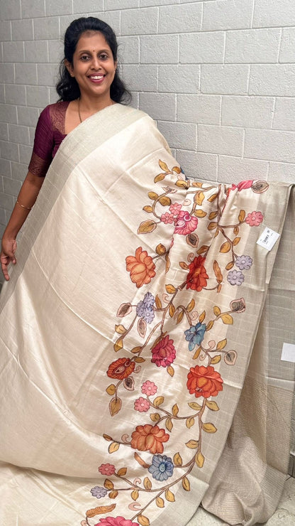 Linen Off white Applique
