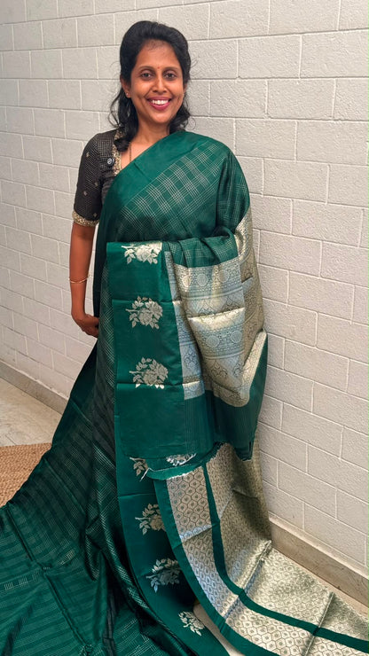 Georgette Checks Crush Saree