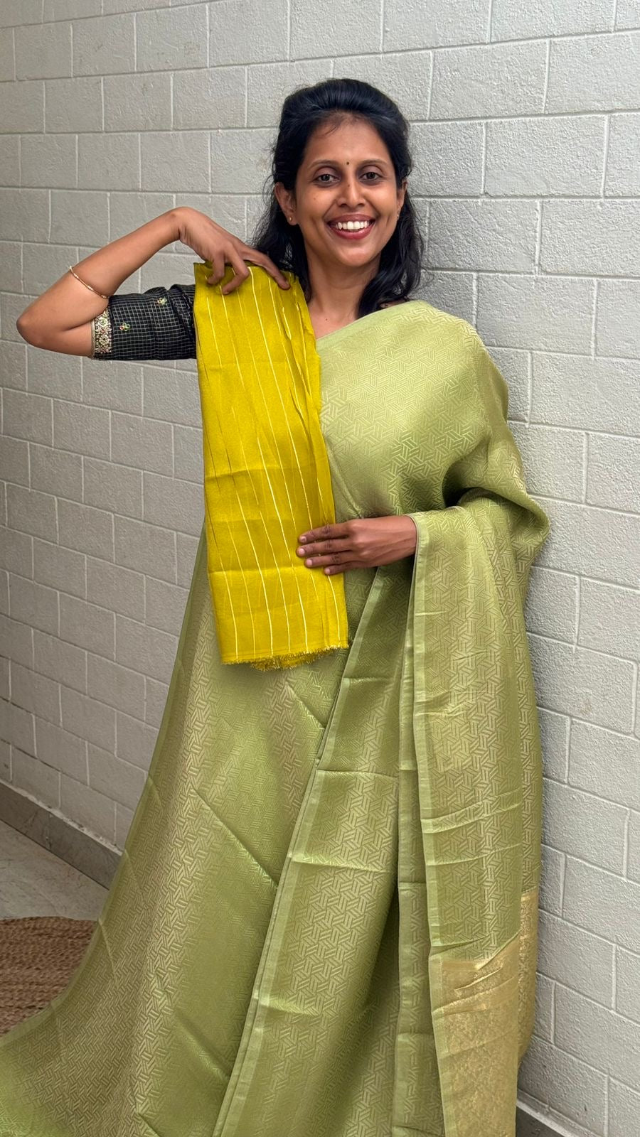 Tissue Geometric Saree