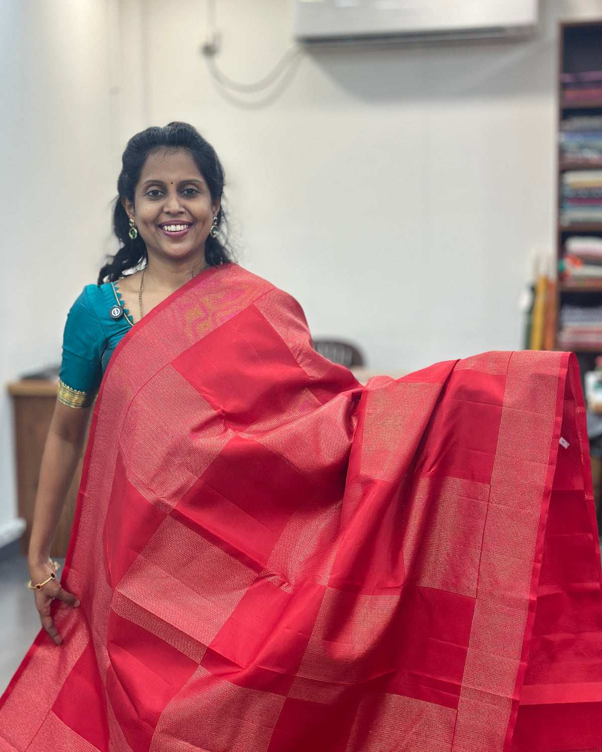 Red Gold Woven Pure Soft Silk Saree