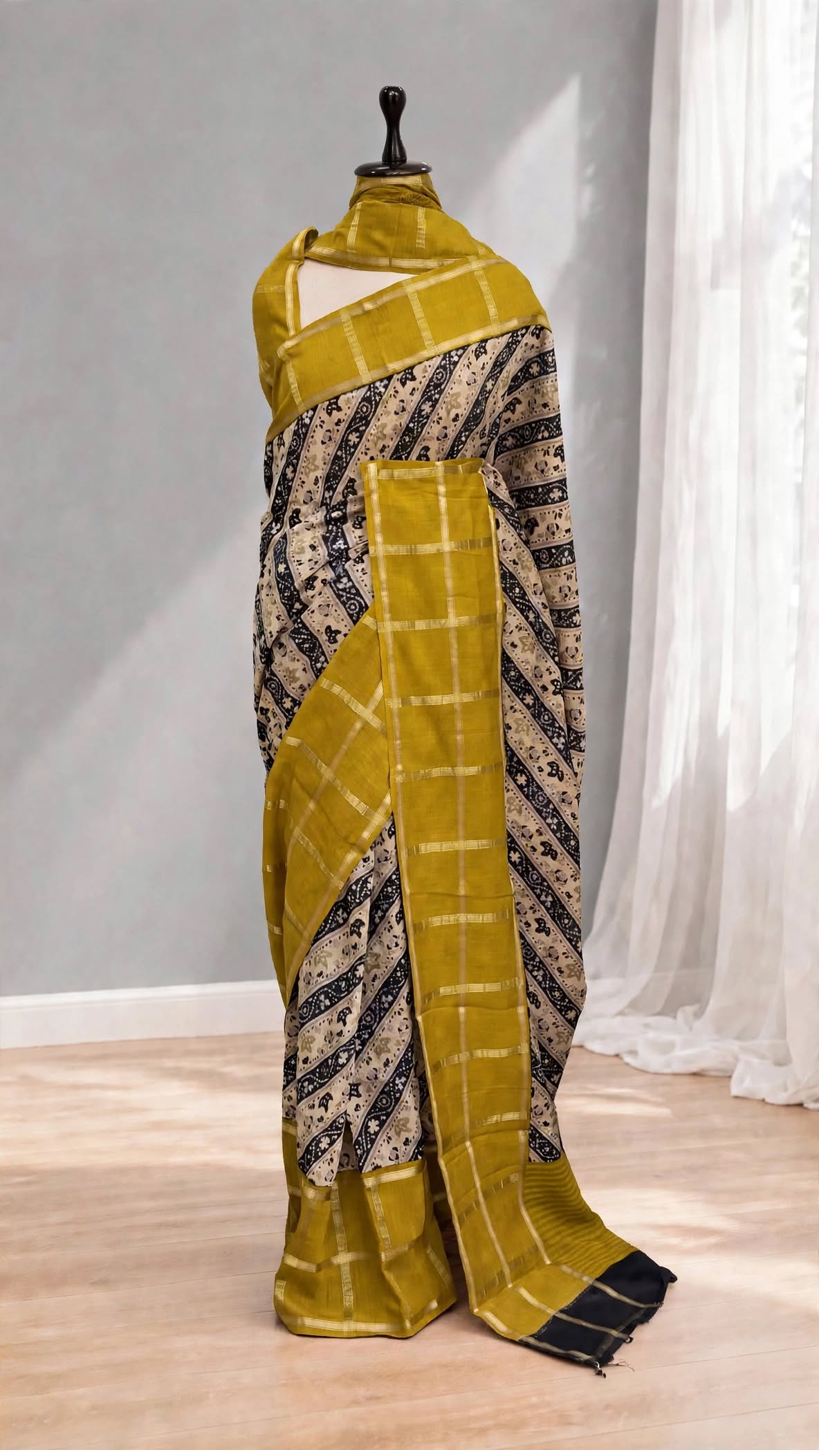 Blended Assam Silk Contrast Checks Saree