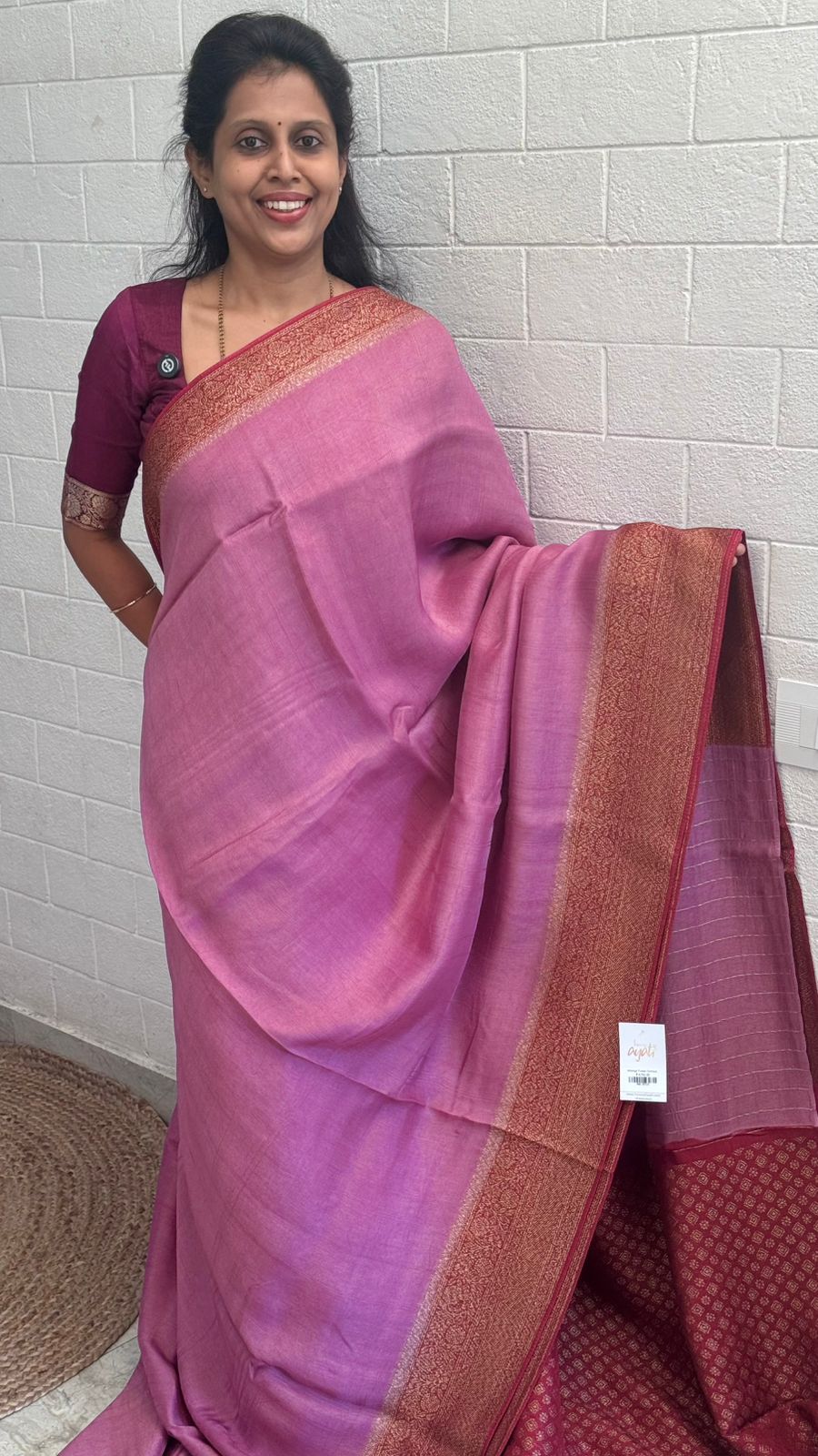 Moonga Tussar Contrast Border Saree
