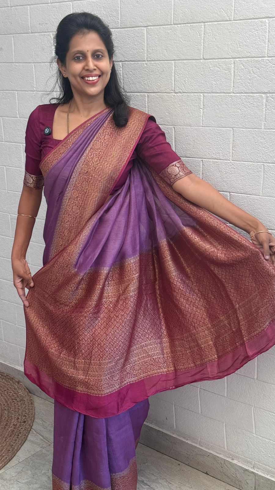 Moonga Tussar Contrast Border Saree
