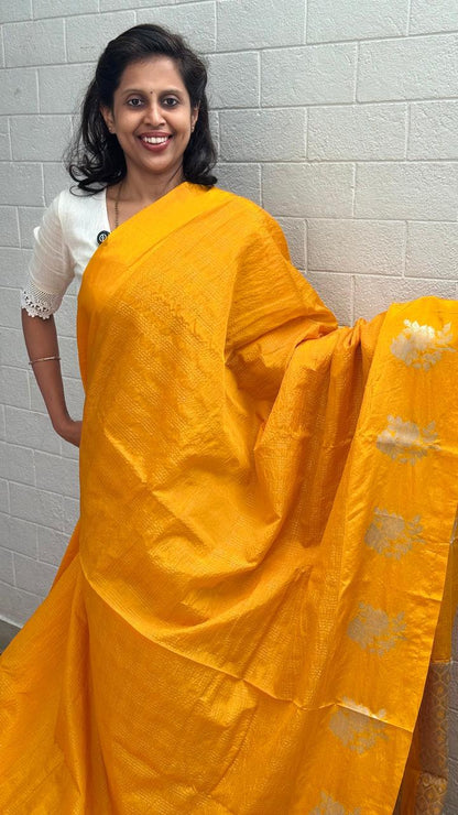 Georgette Checks Crush Saree