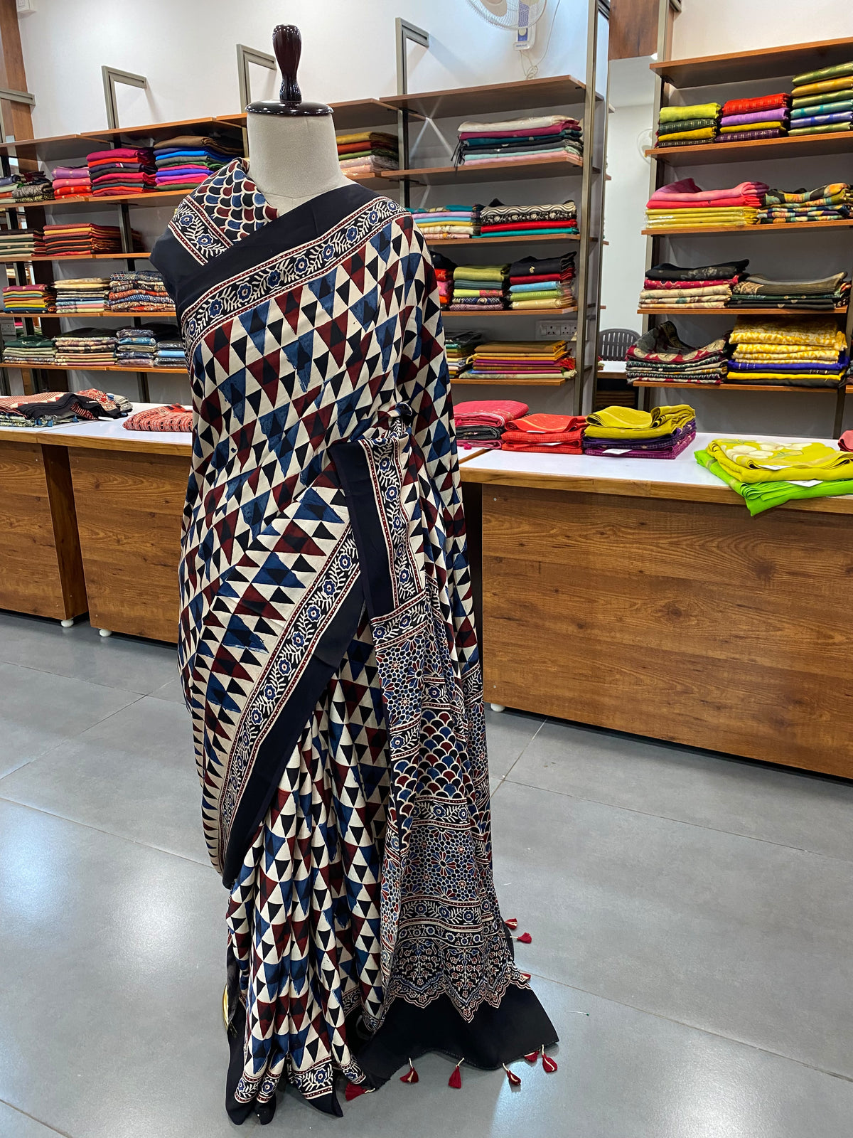 Pure Modal Ajrak Off White Saree