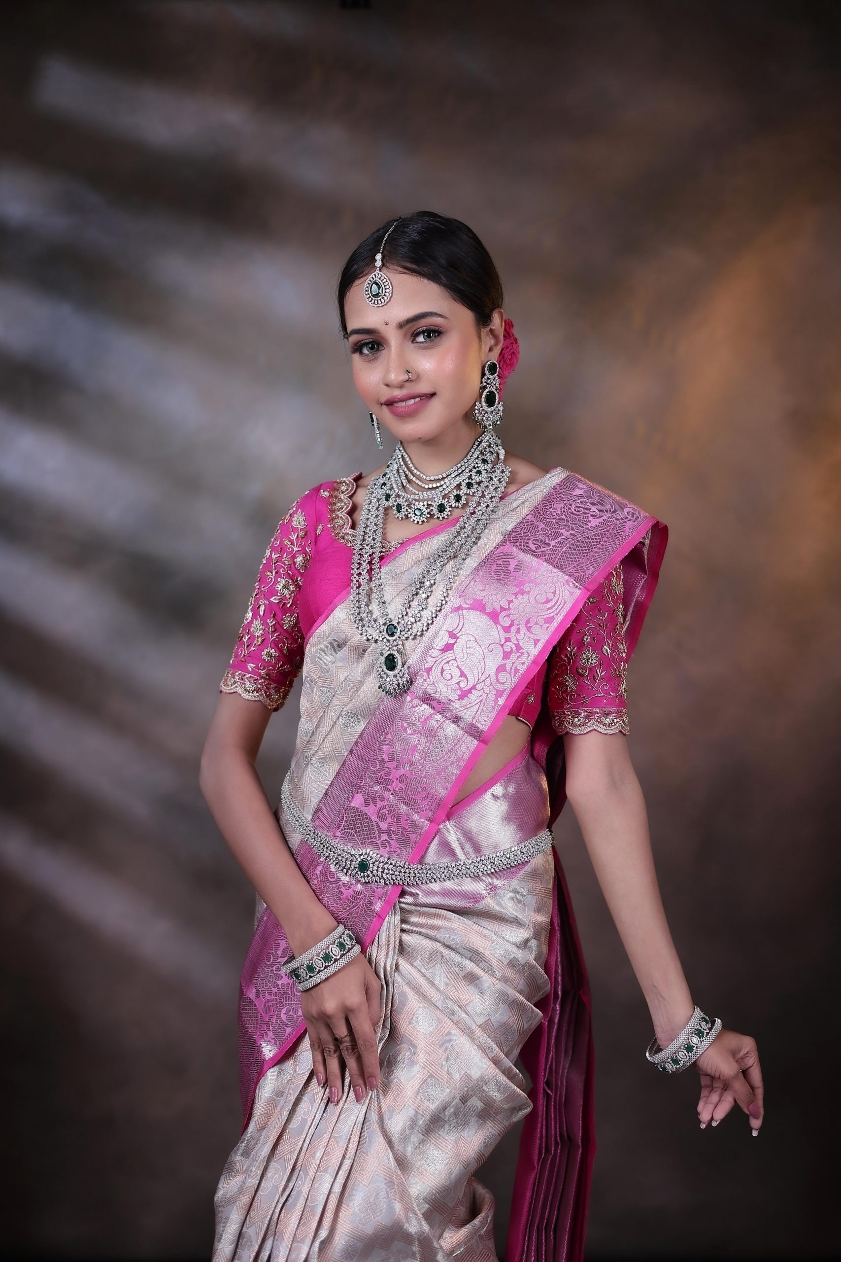 Silver,Pink Banarasi Bridal Silk With Silver Zari Satin Border Saree,  Handwash, Saree Length: 6 m (with blouse piece) at Rs 1000 in Varanasi